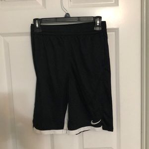 Nike Dri-fit shorts Boys XL